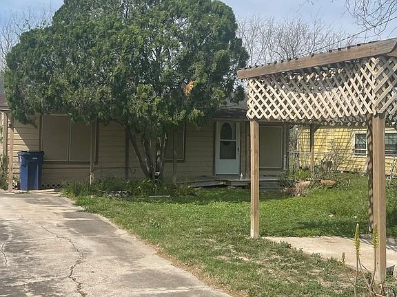 3rd image of 1305 S Colorado Ave