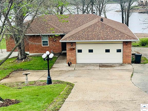 2nd image of 28165 Oxbow Dr