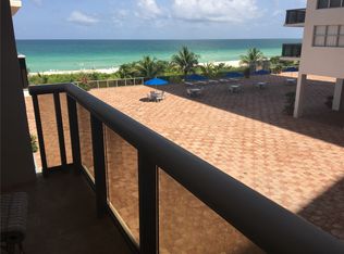 6039 Collins Ave APT 404A, Miami Beach, FL 33140