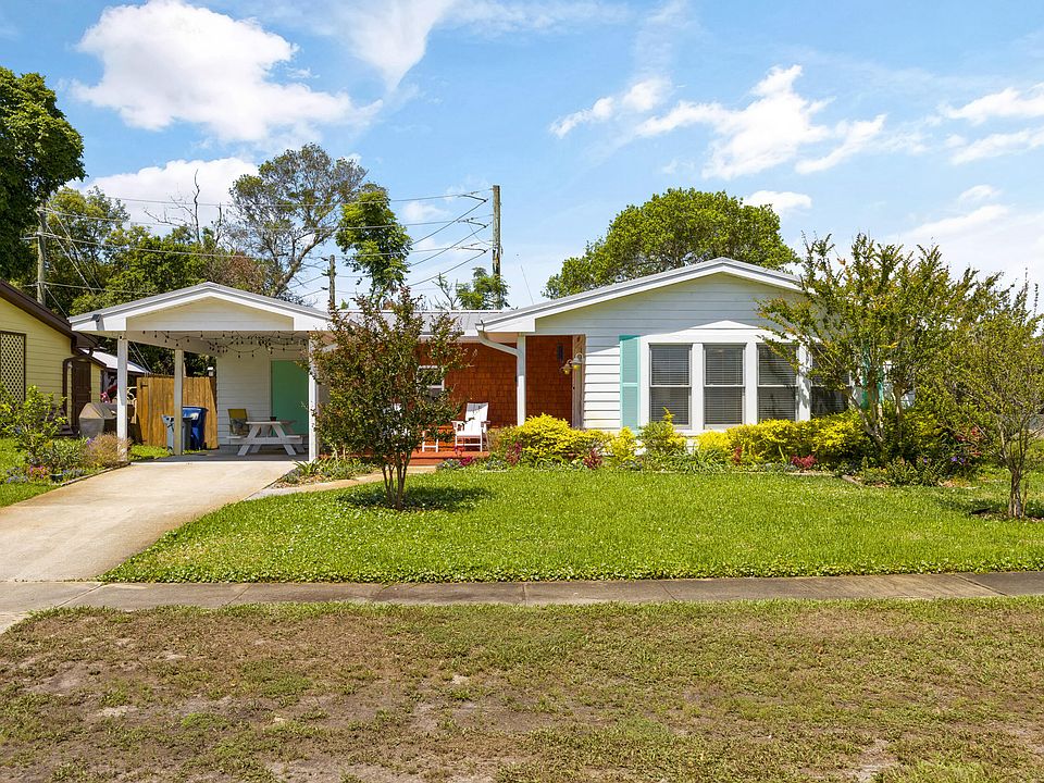 1st image of 879 Alhambra Ave
