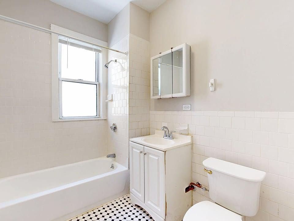 1st image of 19 Morris St Floor 2