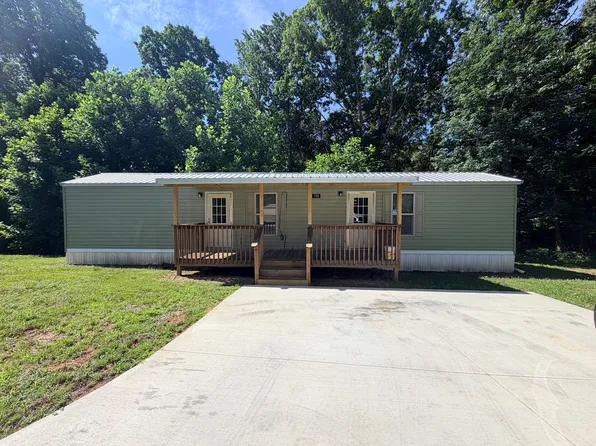 330 Kitty Hawk Ln, Clarkesville, GA 30523