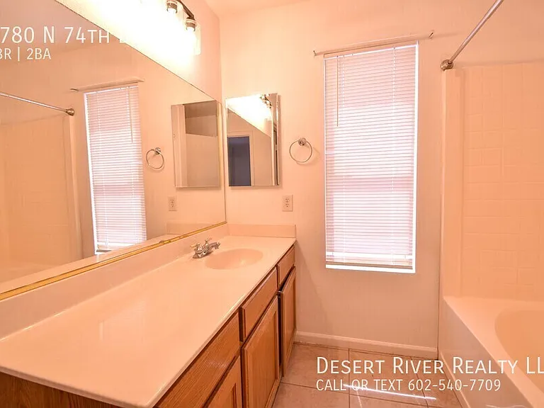 6780 N 74th Dr — Photo 14