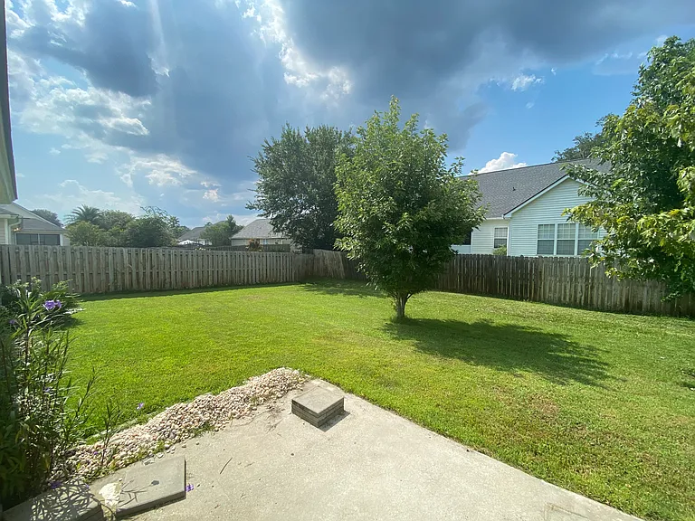 146 Alexander Way — Photo 17