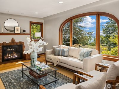 3322 E Terrace Street, Seattle, WA, 98122