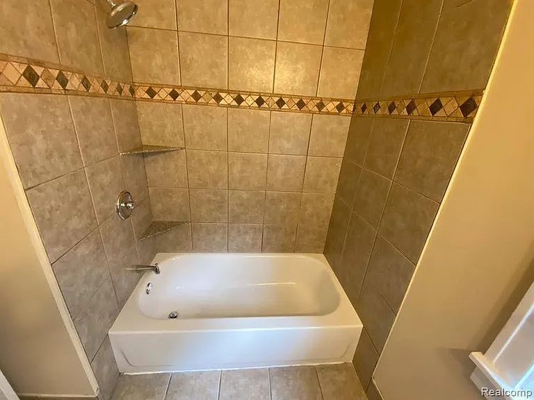9408 Cheyenne St — Photo 12