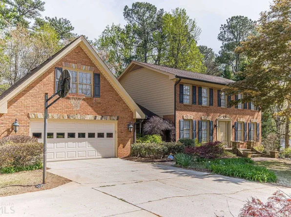 2618 Colony Cir, Snellville, GA 30078