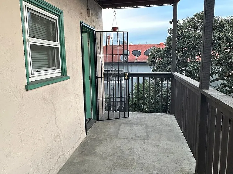 2446 India St — Photo 23