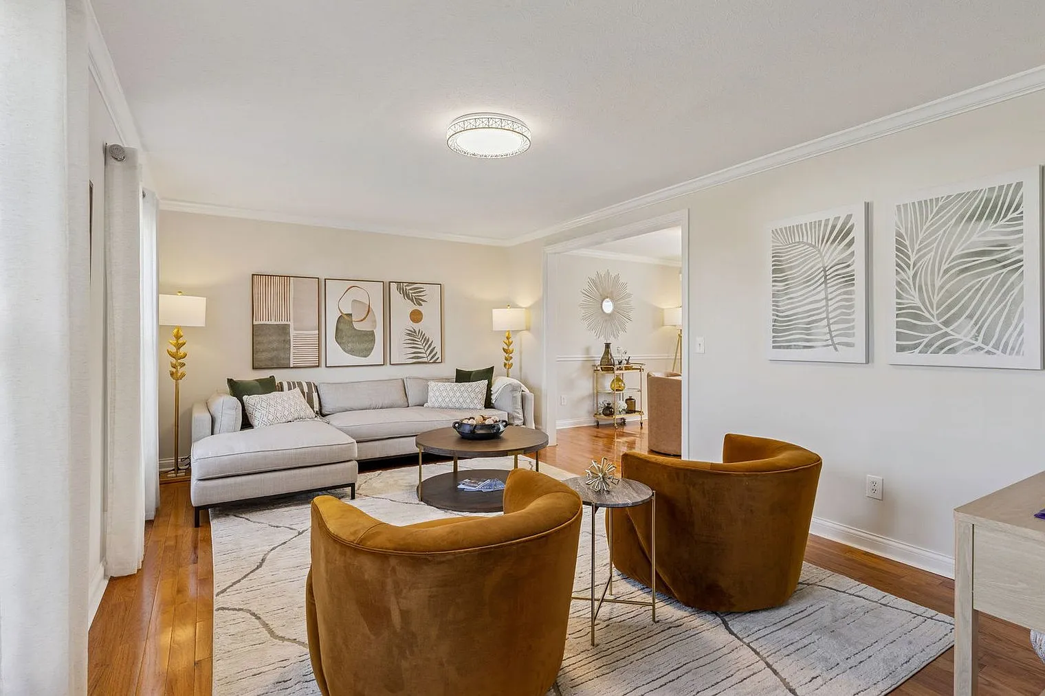 4 bed, 2.0 bath, 2917 sqft, $7,233 — Photo 1