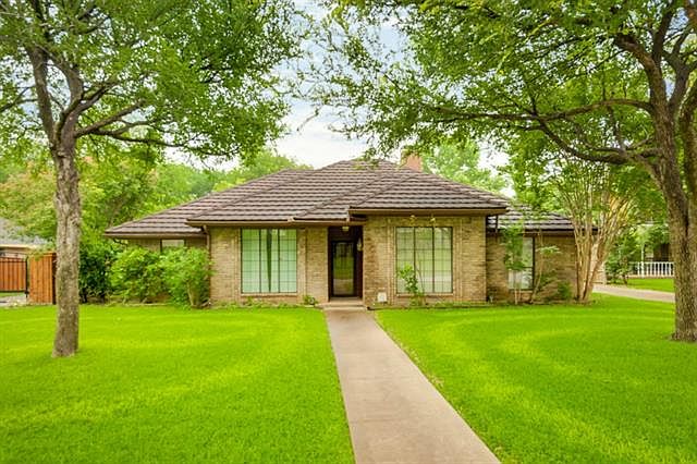 1st image of 1822 Wisteria Dr