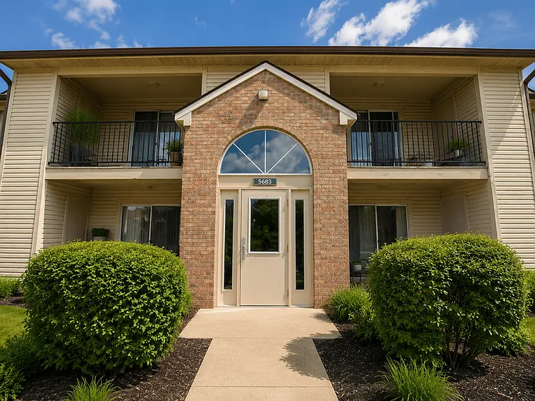 Creekside Square Apartments — Photo 25
