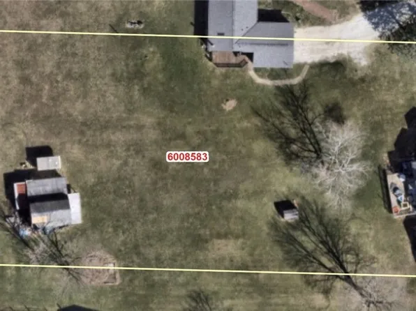 450 Hanna Dr, Tallmadge, OH 44278