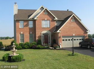 743 Michigan Dr, Falling Waters, WV 25419