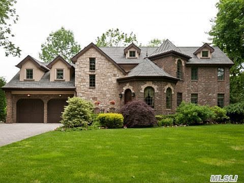 1st image of 3 Woodville Ln