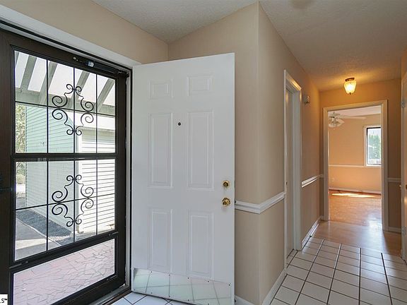 4th image of 1006 Havelock Dr