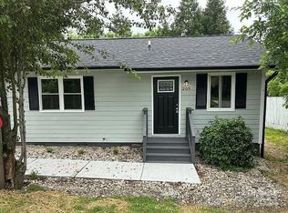 209 Rhyne St, Stanley, NC 28164