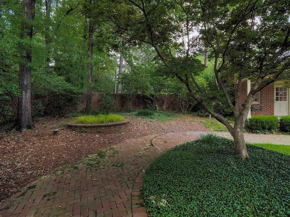 2476 Eastover Dr, Jackson, MS 39211 Zillow