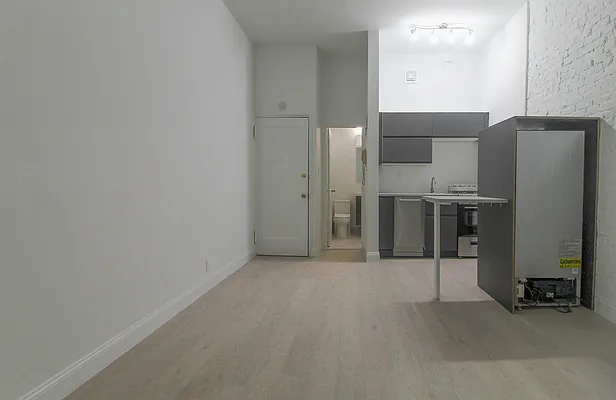 Rented by Maz Group NY | media 25