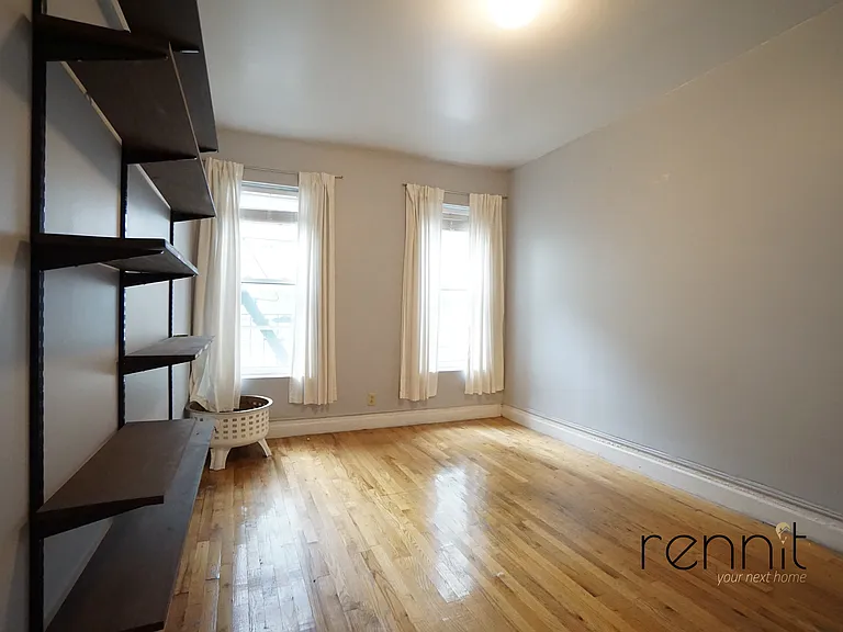370 Bedford Ave #7 — Photo 6