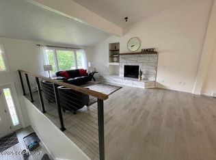 4353 Rendezvous Cir, Anchorage, AK 99504