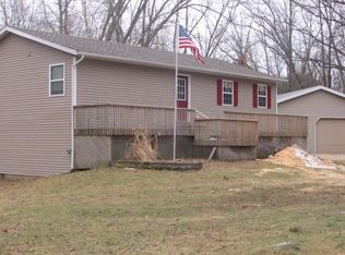 10888 Dagget Rd, Howard City, MI 49329