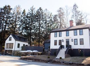 58 Saybrook Rd, Essex, CT 06426