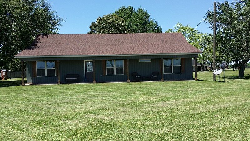 Ranch style exterior