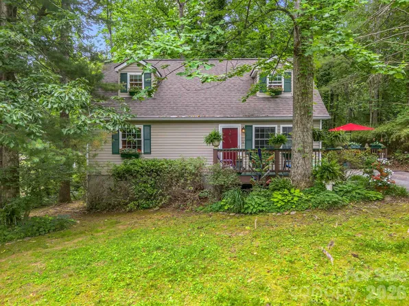 115 Cinnamon Way, Flat Rock, NC 28731