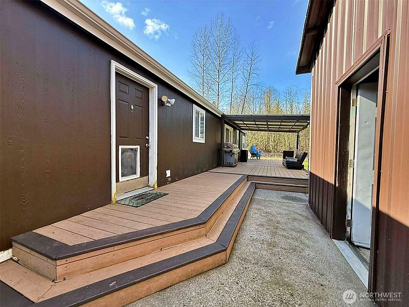 3rd image of 106 Virginia Lee Lane