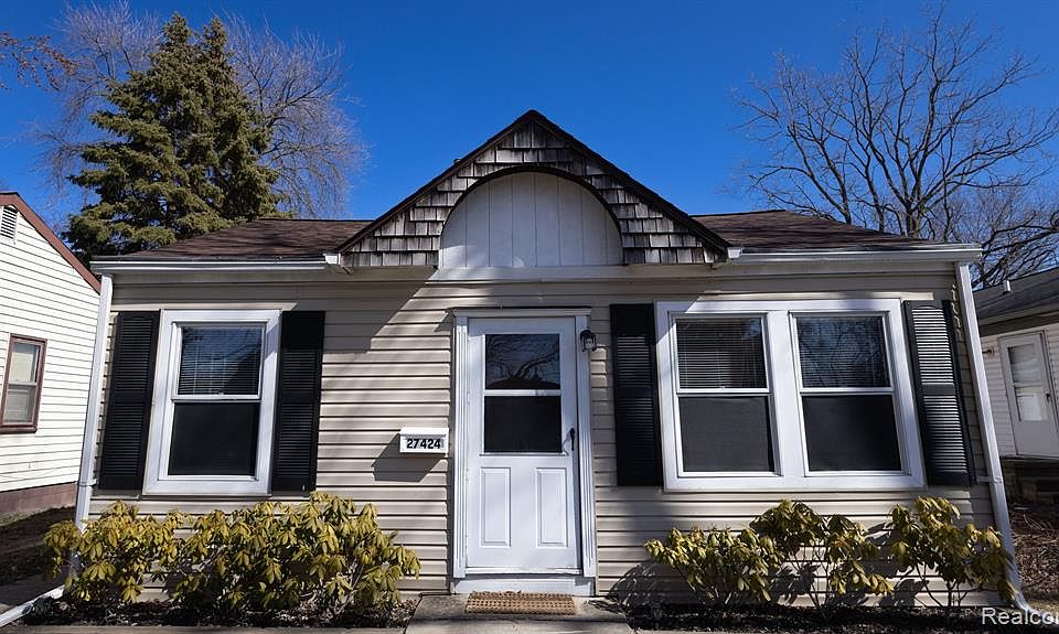 27424 Groveland St, Madison Heights, MI 48071 Zillow