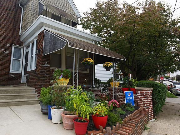 2nd image of 619 Gerhard St