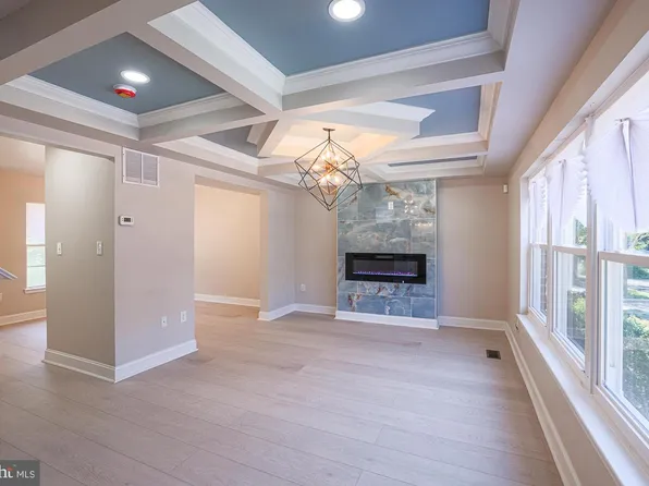 1007 N Woodyear St, Baltimore, MD 21217