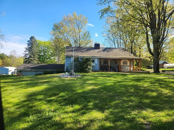 2567 E 1st St, Custer, MI 49405