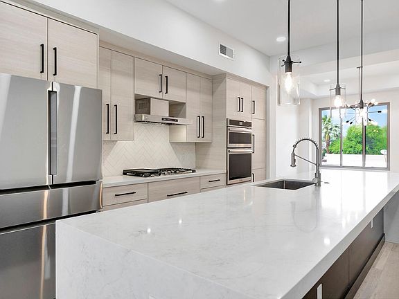 4th image of 7788 E Main St Unit 1006