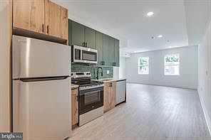 2nd image of 2516 N 6th St #4