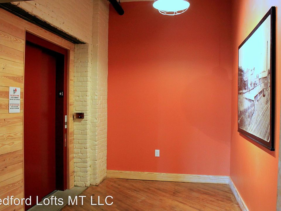 2nd image of 412 Jackson St APT 301