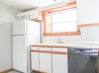 1352 W Foster Ave #GW, Chicago, IL 60640