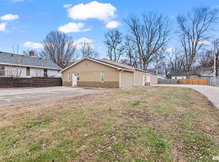 2224 S 9th St, Springfield, IL 62703