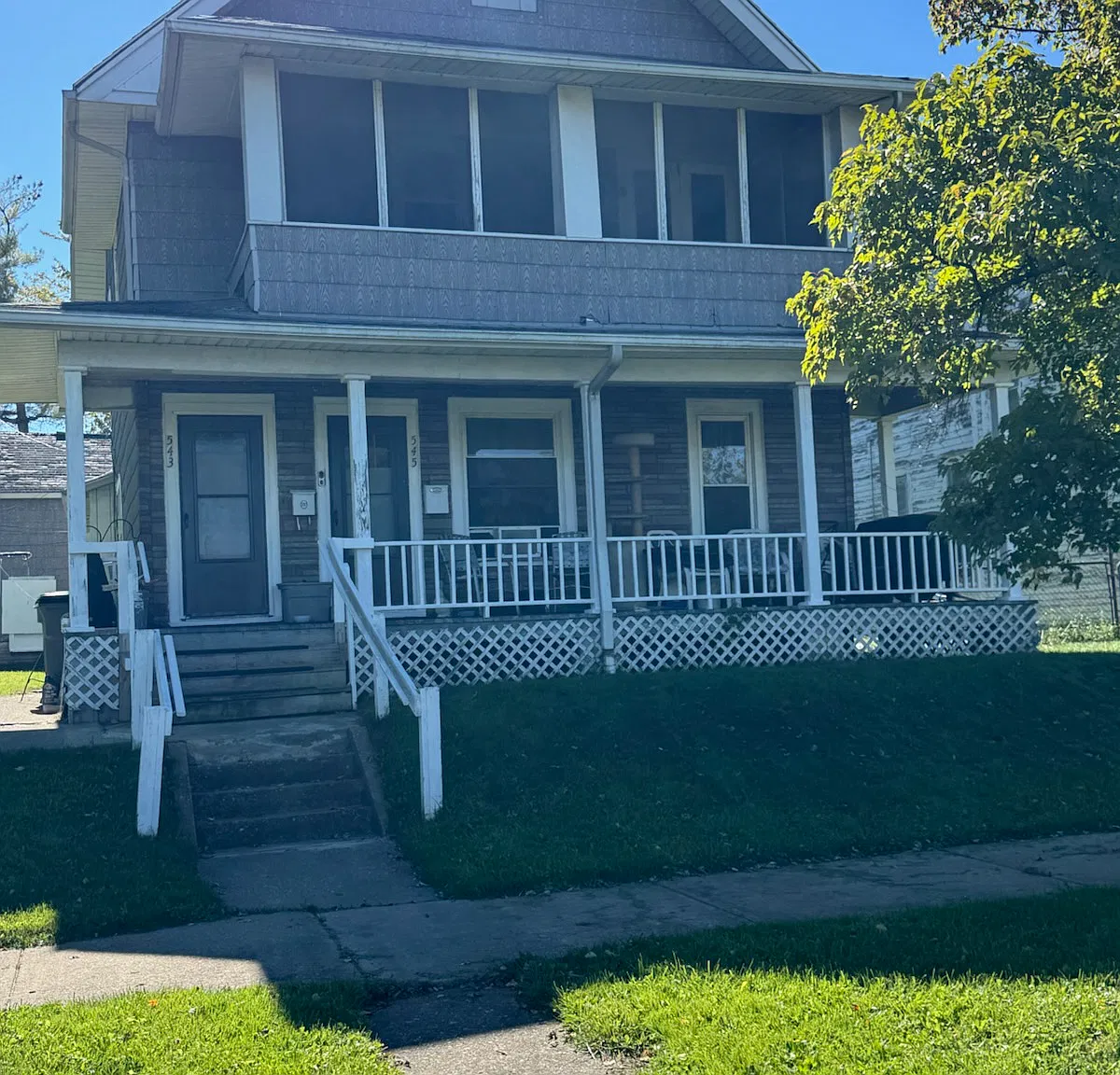 3 bed, 1200 sqft, $750 — Photo 1