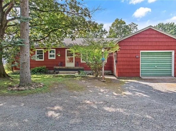 1231 Tulip St, Liverpool, NY 13090