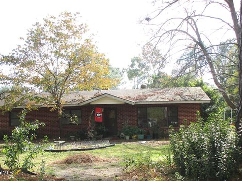 1st image of 701 Crescent Cir