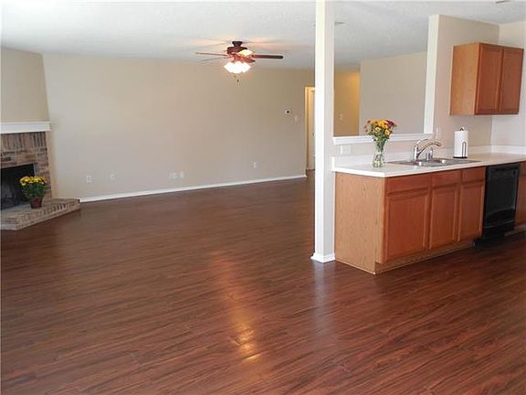 5th image of 1504 Quail Meadow Dr