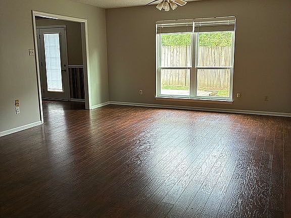 3rd image of 3531 S Shobe Rd