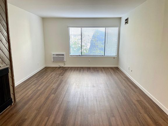 5th image of 7777 Hollywood Blvd APT 303