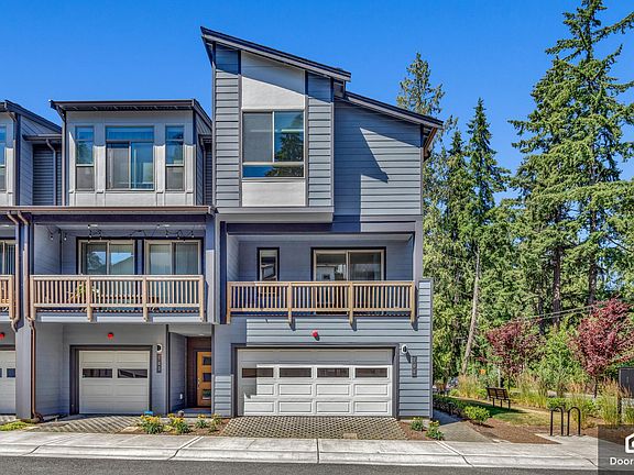2nd image of 6855 NE 170th St Unit 104