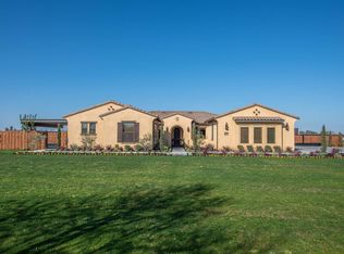 3767 N Mountain Hawk Ct, Sanger, CA 93657