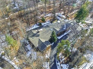 10 Snoden Ln, Watchung, NJ 07069