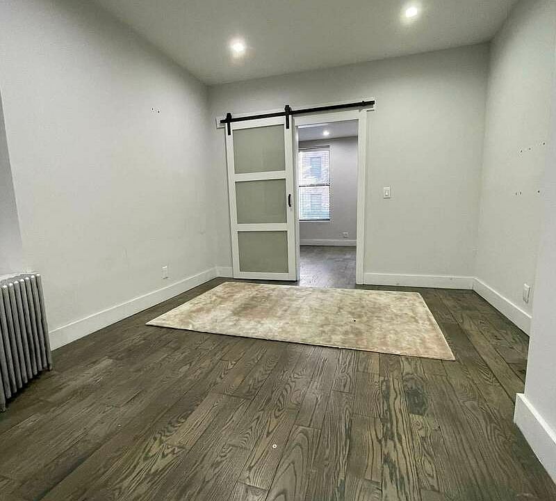 1st image of 218 E 27th St APT 5