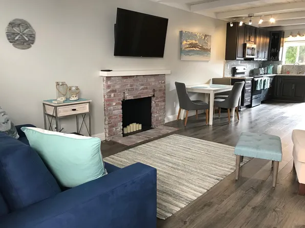 1205 Elm Ave #B, Seaside, CA 93955