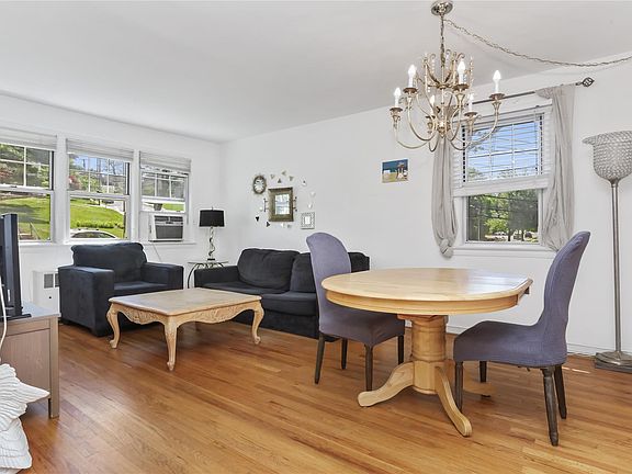 5th image of 165 Columbus Ave APT 1B
